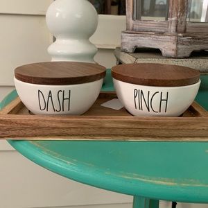 Rae Dunn Punch and Dash Cellars with Tray